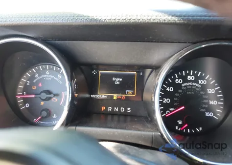 2016 Ford Mustang V6 z USA, uszkodzony, nr VIN 1FA6P8AM4G5205331